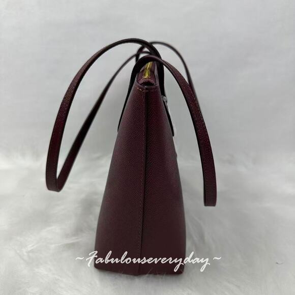 COACH Fiona Zip Tote Shoulder Bag In Leather Gold/Dark Wine Merlot CW395 NWT - Picture 3 of 10